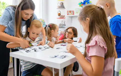 Sensoryczny zakątek – wyjątkowe miejsca terapii i integracji w Polsce