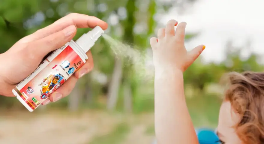 Chroń malucha przed komarami! Spray z postaciami z Psiego Patrolu to idealne co na komary dla niemowląt.